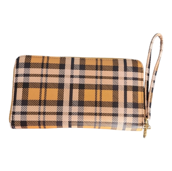 Steve Madden Womens Zip- Around Wallet in Yellow & Black Plaid - Picture 3 of 6